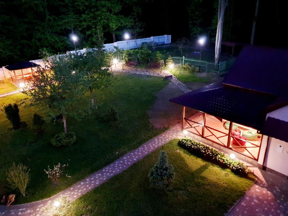 Villa Zenko Брюховичи Экстерьер фото