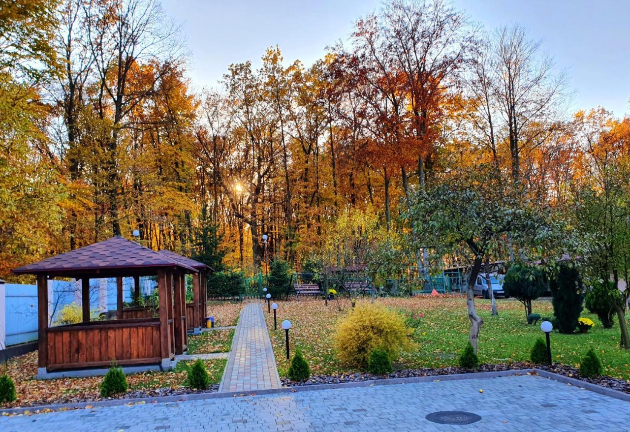 Villa Zenko Брюховичи Экстерьер фото